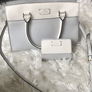 Like new Kate spade purse and wallet set!